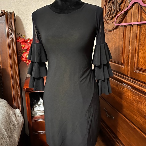 UDT FASHION Navy Flutter
Sleeve Dress in Black Girls Size 14 - Picture 3 of 6